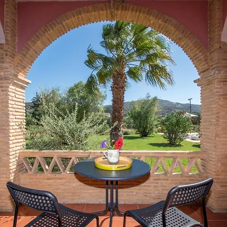 Elegant Maisonettes Apartment