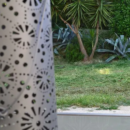 Elegant Maisonettes Apartament Kalamákion